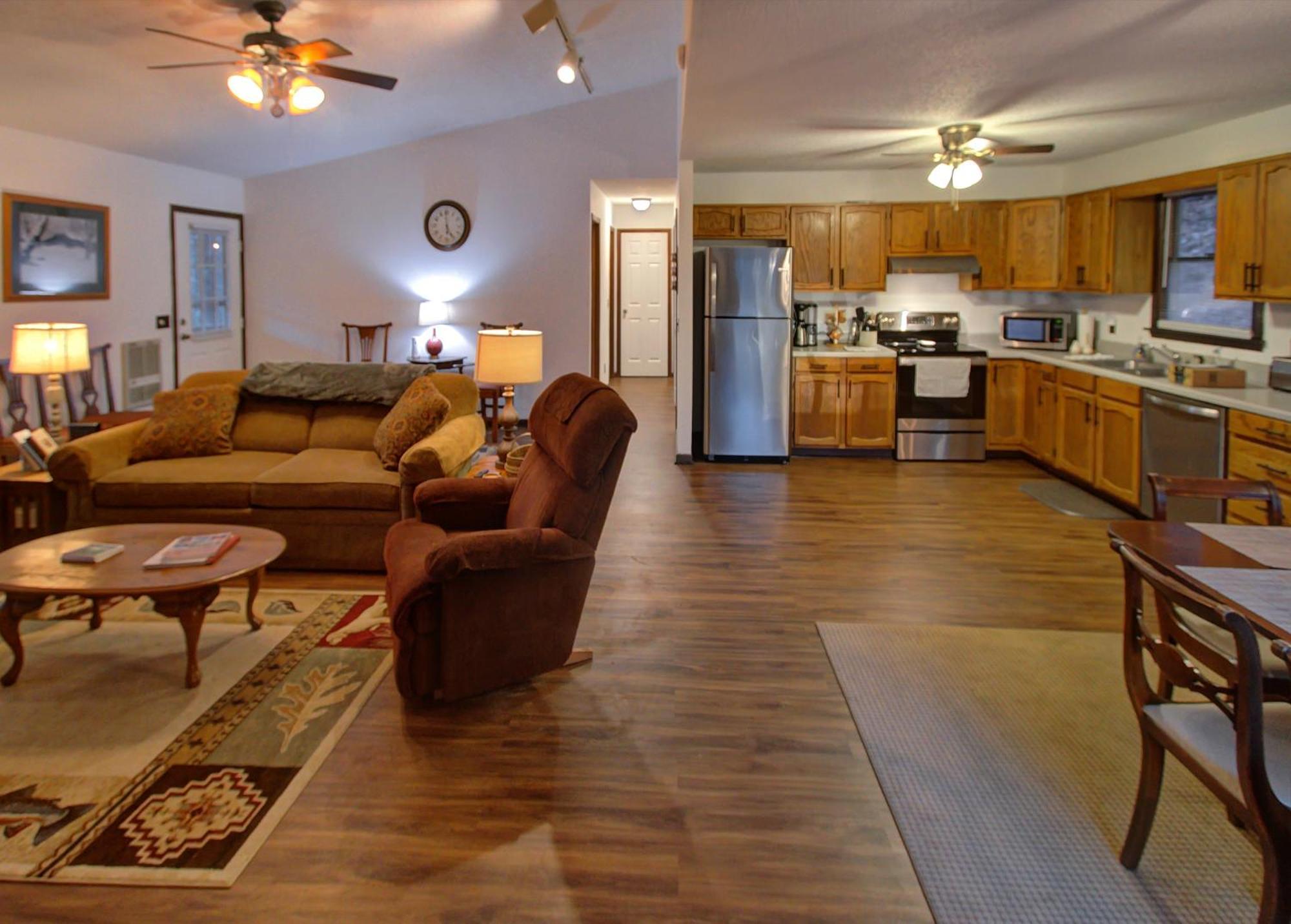 Lodge Mt Mitchell Cabin *