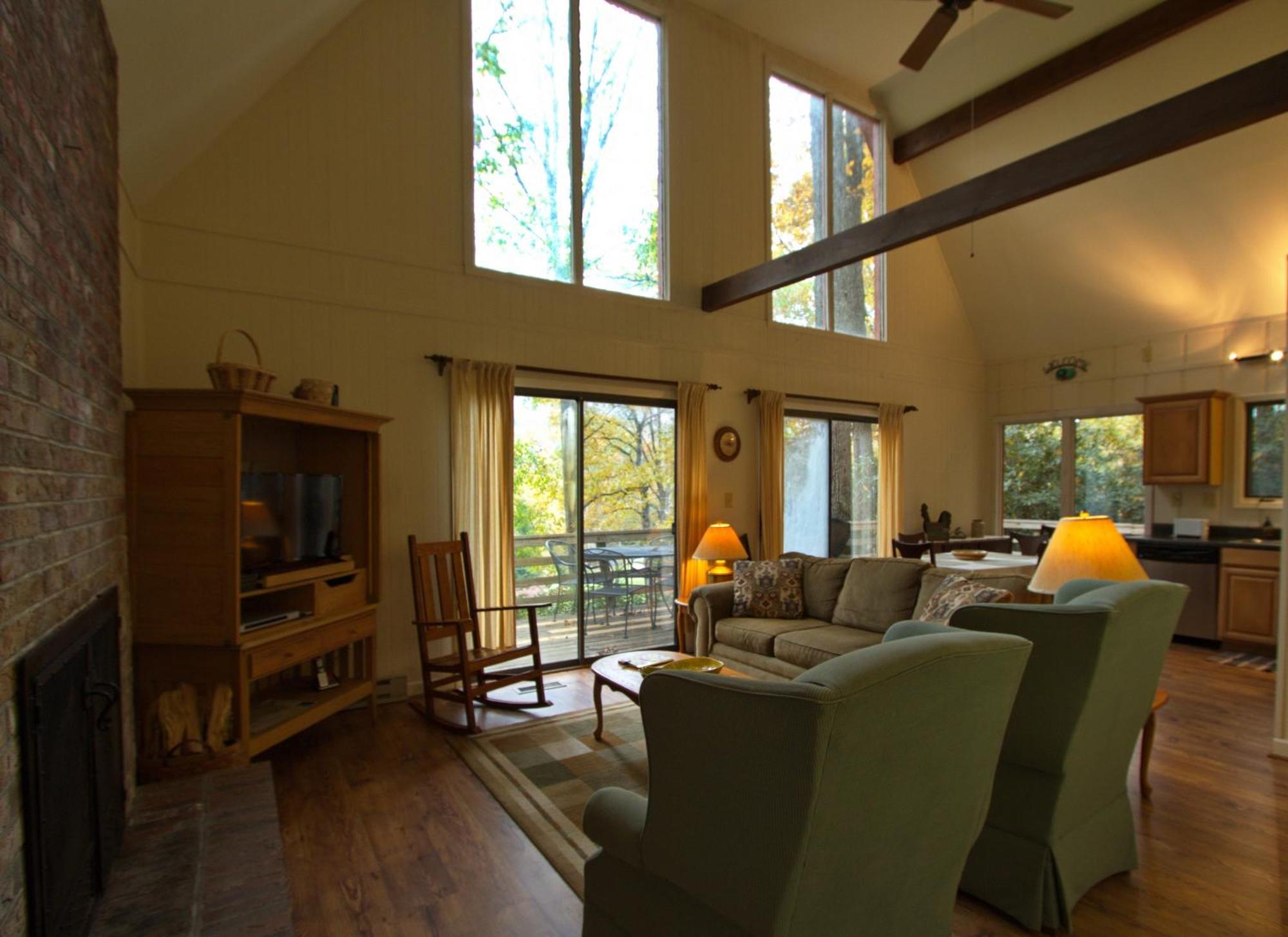 Lodge Mt Mitchell Cabin Burnsville